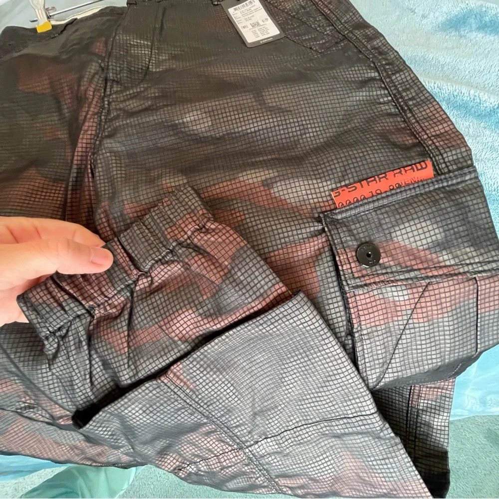NWT G-Star E Boyfriend Mid Cargo Pants - Silkscreen Ripstop Print - Picture 9 of 16